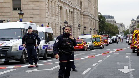 هجوم شارلي إبدو.. توجيه تهمة الشروع في القتل لمواطن باكستاني
