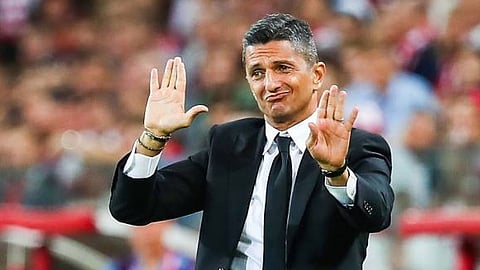 مصدر هلالي يوضح حقيقة مفاوضات شالكه لخطف لوشيسكو