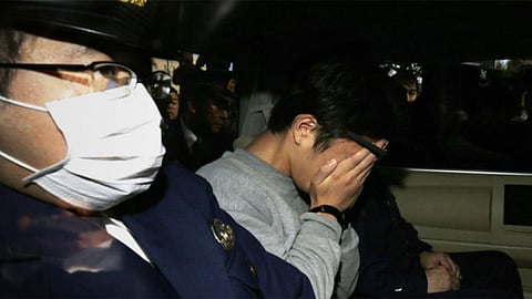 «سفاح تويتر» يعترف: قتلت 9 أشخاص وقطّعت جثثهم وخزنتهم داخل ثلاجات