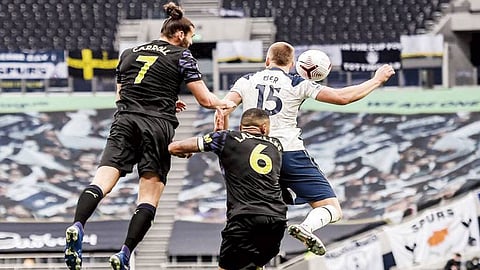 رابطة الدوري الإنجليزي تطلب تغيير قانون لمسة اليد