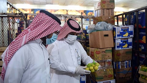 أمانة الشرقية تنفذ جولات رقابية على المنشآت التجارية غرب الدمام