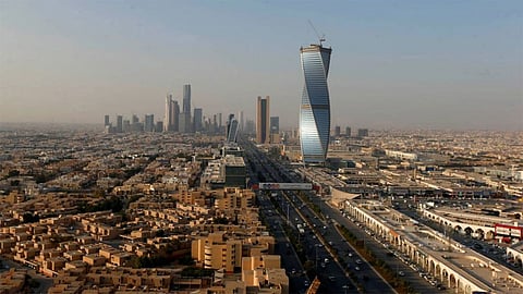 مكة المكرمة والمدينة المنورة في الصدارة.. بالأرقام خريطة إصابات كورونا بالمملكة