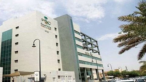 "الصحة": تسجيل 379 إصابة جديدة بكورونا.. وتعافي 570 حالة.. ووفاة 23 شخصاً