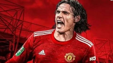 بمساعدة شياطين مانشستر.. كافاني يحاول خرق الحجر الصحي للانتقام من سان جيرمان