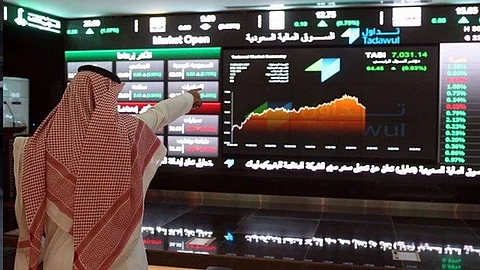 السوق السعودية تتجاوز حاجز 8400 نقطة.. وسابك والكهرباء تقودان الارتفاع