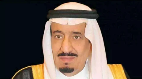 أمر سامٍ باستمرار التعليم عن بُعد لما تبقى من الفصل الدراسي الأول