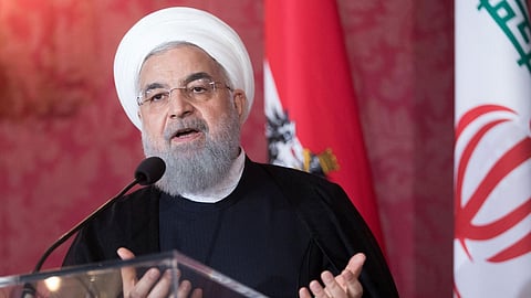 «كورونا المستجد» يصل الرئاسة الإيرانية ويصيب مساعد روحاني