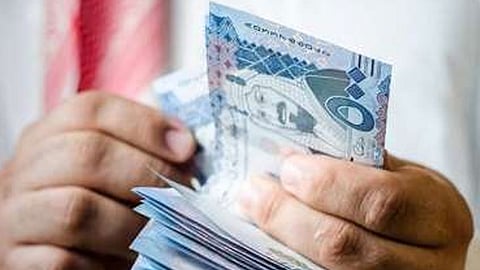 2400 ريال كدعم شهري للسعوديين العاملين بنشاط توجيه المركبات.. إليك طريقة التسجيل