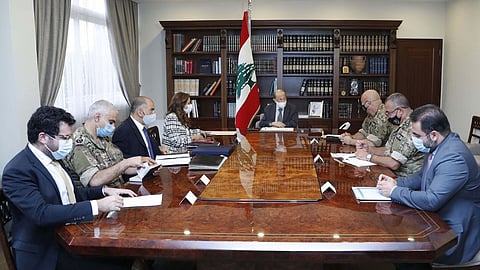 عون يجتمع بوفد لبنان لترسيم الحدود مع إسرائيل