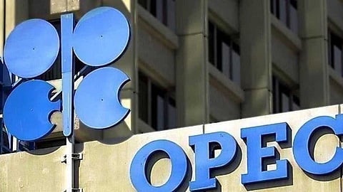 «أوبك +» يحتاج إلى خفض تعويضي للنفط بـ2.33 مليون برميل يوميًّا