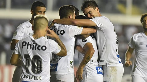 سانتوس يعرقل تحركات الهلال لخطف صفقة فنزويلية