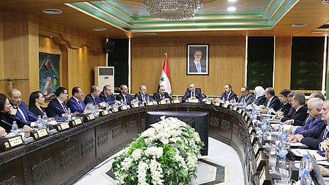 بالأسماء.. عقوبات أوروبية على 7 وزراء سوريين