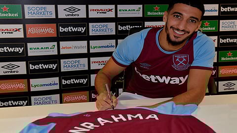 وست هام يضم النجم الجزائري بن رحمه قادمًا من برينتفورد