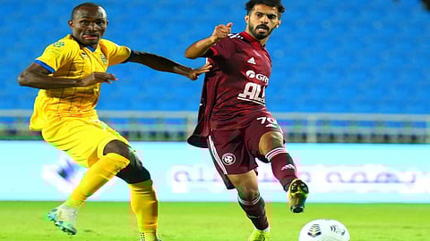 التعادل الإيجابي يحسم مواجهة التعاون والفيصلي بالجولة الأولى للدوري السعودي