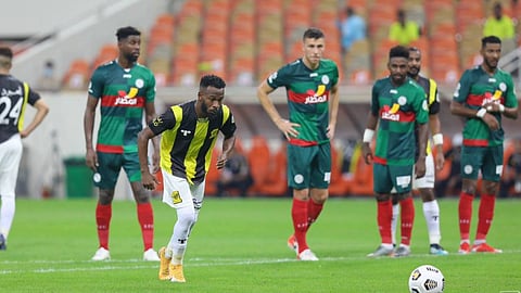 الـ«VAR» حسم النتيجة.. الاتحاد يخيّب آمال محبيه بالخسارة أمام الاتفاق