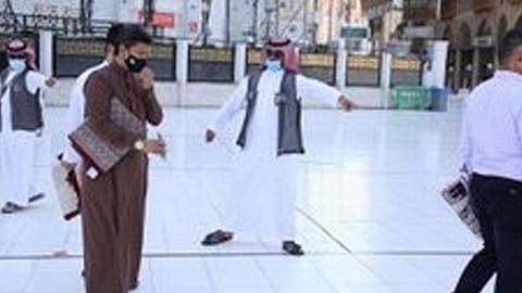 بالصور.. شؤون الحرمين تخصص 4 مسارات لاستقبال المعتمرين