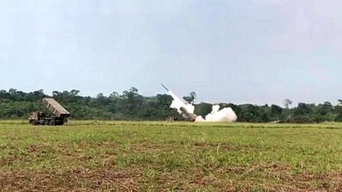 استهداف ضابط يمني شرقي تعز.. والأجهزة الأمنية تحقق