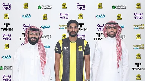 الإتحاد يتعاقد رسميًّا مع عبدالعزيز الجبرين