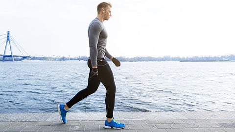 إنقاص الوزن.. دور المشي 10 آلاف خطوة يوميًا في حرق الدهون