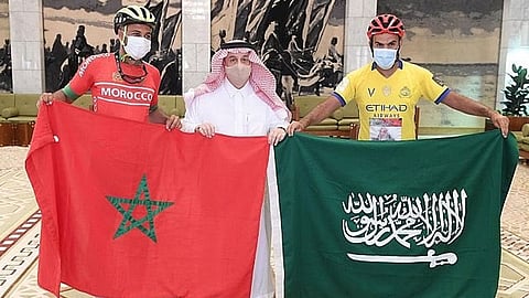 الرحالة غلام ياسين يؤكد سعادته بالوصول للمملكة.. واليحيا يسعى لدخول «جينيس»