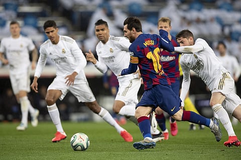 اليوم.. "كلاسيكو الصمت" بين برشلونة وريال مدريد في كامب نو