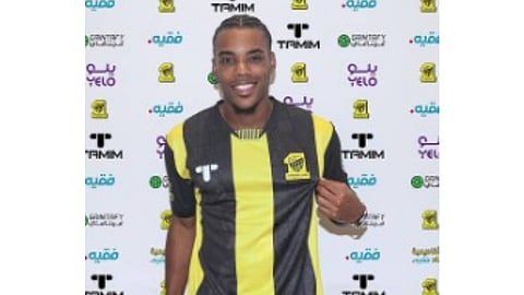 لاعب تشيلسي يدعم نجم الاتحاد بعد مواجهة الفتح