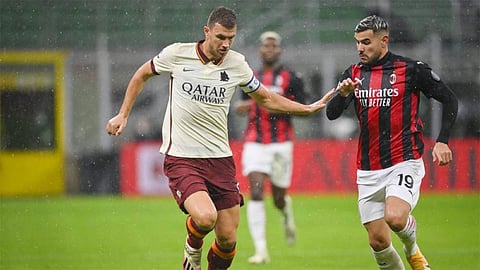 ميلان يعزّز صدارته للدوري الإيطالي بتعادل مثير مع روما