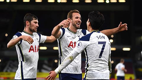 الكوري سون ينقذ توتنهام من كمين بيرنلي في الدوري الإنجليزي