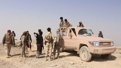 أكثر من 14 ألف مخطوطة نادرة ومئات القطع.. اتهامات لمليشيا الحوثي الإرهابية بتهريب وبيع الآثار اليمنية