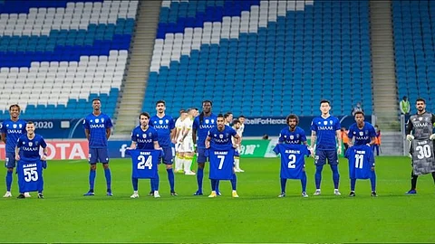 خوفًا من استبعاده من دوري الأبطال.. هل يستعين الهلال بواقعة الرجاء المغربي والـ«كاف» لمواجهة الاتحاد الآسيوي؟