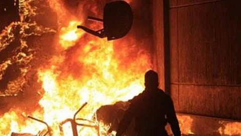 إصابة 5 أشخاص منهم حالة خطرة بحريق في الباحة
