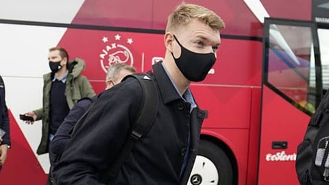 17 لاعبًا فقط.. أياكس في ورطة حقيقية قبل موقعة ميتيلاند