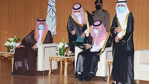 بالصور.. الأمير مشعل بن ماجد يرعى حفل جائزة جدة للإبداع في نسختها الثالثة