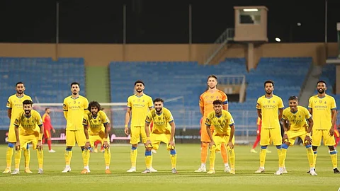 مدرب القادسية يشيد بفريق النصر ويؤكد: هذا اللاعب لم أشاهد محترفًا أفضل منه