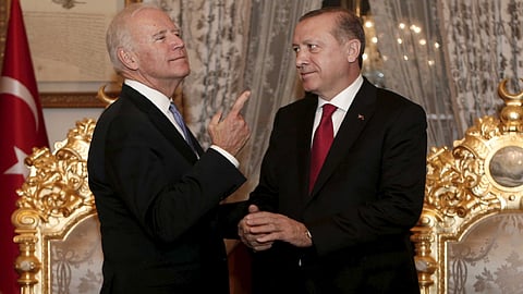 فوز بايدن يربك نظام أردوغان.. ومعارض تركي يبادر بالتهنئة قبل الرئيس