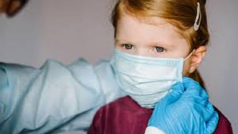 نصيحة مهمة من وزارة الصحة حول حماية الأطفال من كورونا