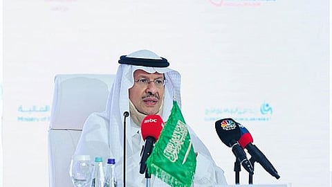 وزير الطاقة يكشف ملابسات التنظيم والهيكلية المالية لقطاع الكهرباء