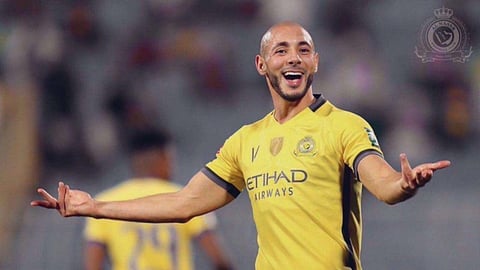 أمرابط يضغط بورقة الجماهير.. وإدارة النصر تتردد في التجديد لهذا السبب