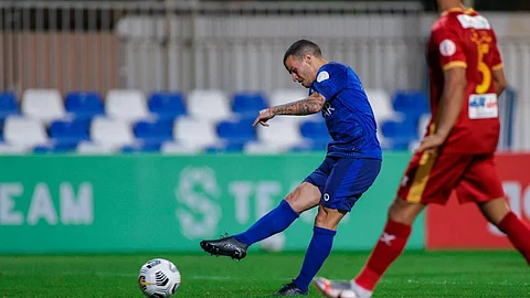 في ليلة تألق جيوفينكو.. الهلال يقلب الطاولة على ضمك وديًا