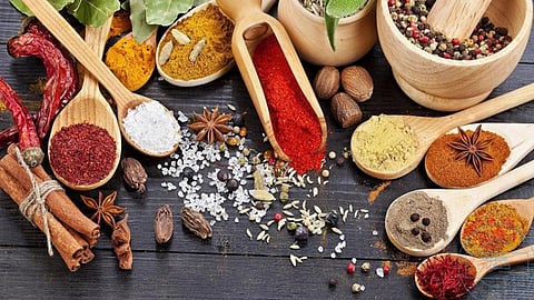 النمر يكشف حقيقة بلدوزر الشرايين.. ويحذر من خلطة أمراض الشتاء