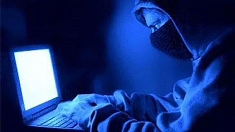 تحذير بريطاني من «قرصنة إلكترونية».. ووزير الدفاع يوجه نصيحة للنظام الإيراني