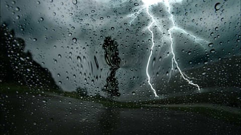 أمطار رعدية