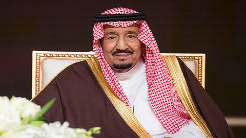 خادم الحرمين الشريفين: اتخذنا تدابير استثنائية.. وضخ ما يزيد على 11 تريليون لمواجهة تداعيات «كورونا»