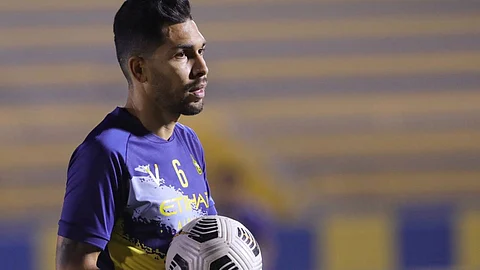 النصر يستعد لمواجهة الهلال بمشاركة بيتروس المتعافي من كورونا