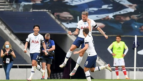 توتنهام يفوز على مانشستر سيتي بثنائية نظيفة ويتصدر الدوري الإنجليزي