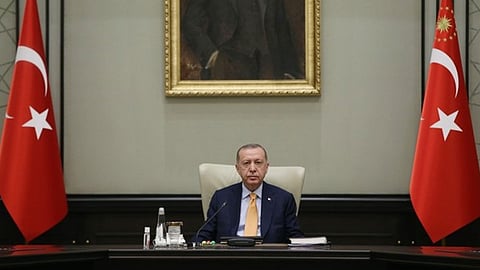 أردوغان يواصل استفزاز المعارضة.. وسياسي تركي: «لسنا خنازيرك»