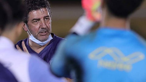 ماجد عبدالله يلوم فيتوريا على تراجع مستوى النصر