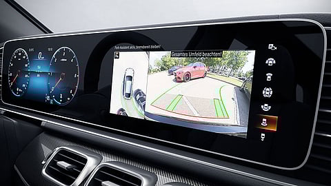 كيف تحمي كاميرات ومستشعرات سيارتك خلال الشتاء؟