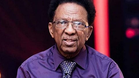 وفاة مطور الأغنية السودانية حمد الريح متأثرًا بـ«كورونا»