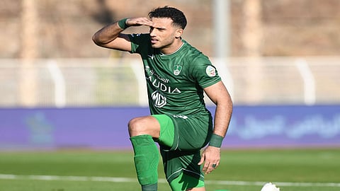 الأهلي يحسم مصير عمر السومة